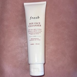 Brand New Sealed Fresh Soy Face Cleanser